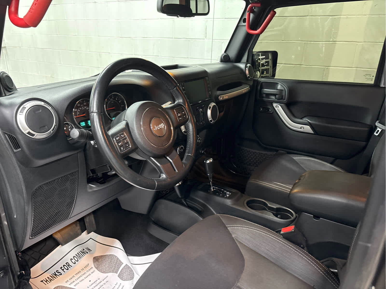 Used 2014 Jeep Wrangler Unlimited Sahara w/ Connectivity Group image 9
