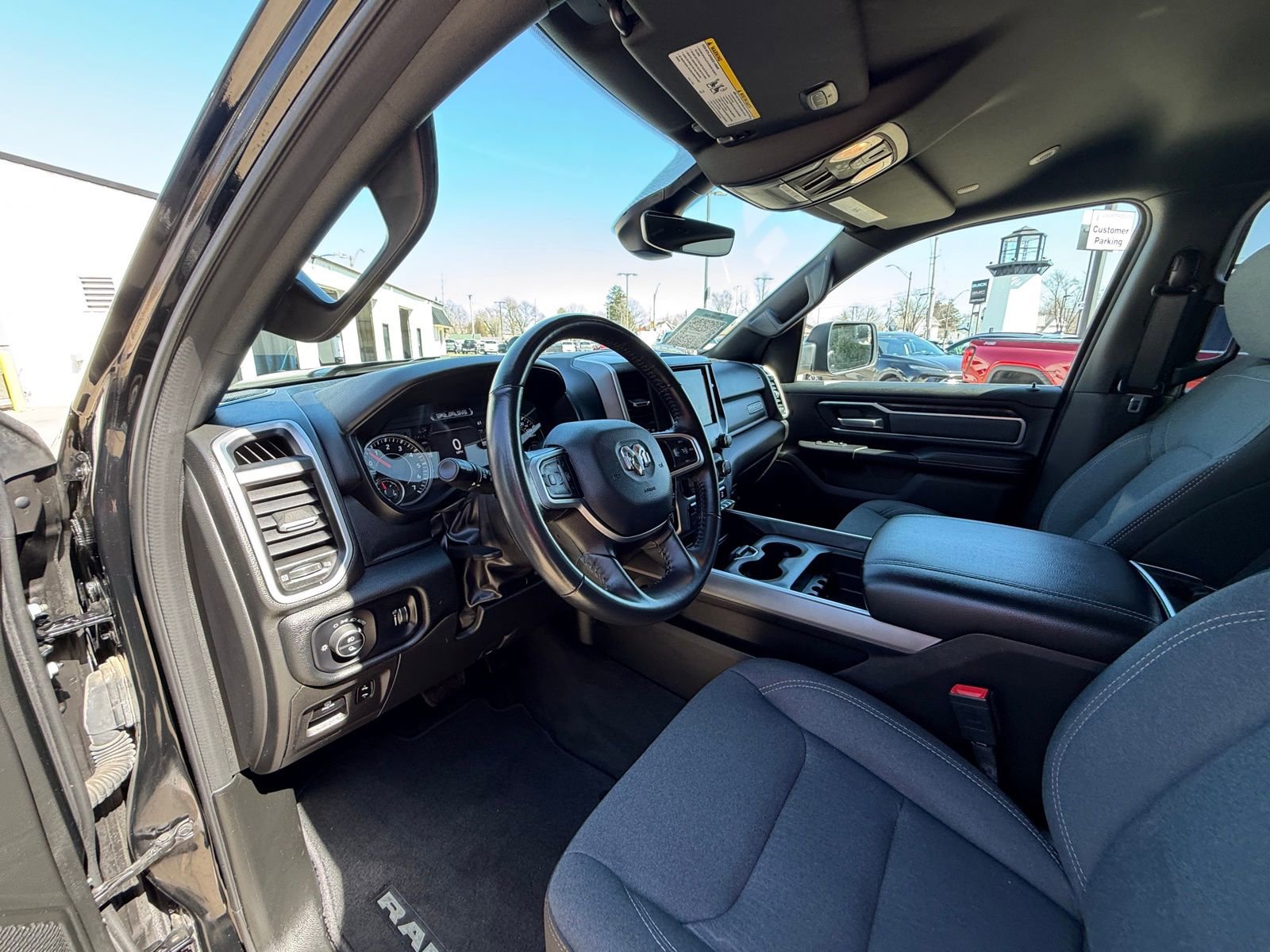 Used 2022 RAM 1500 Big Horn AWD/4WD image 10