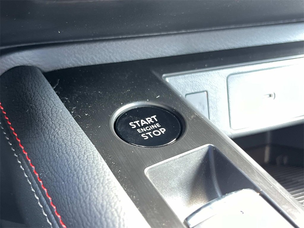 New 2025 Nissan Kicks SR image 26