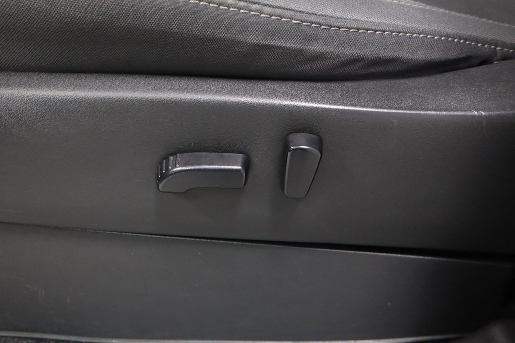 Certified 2023 Nissan Frontier SV w/ Tow Package image 25