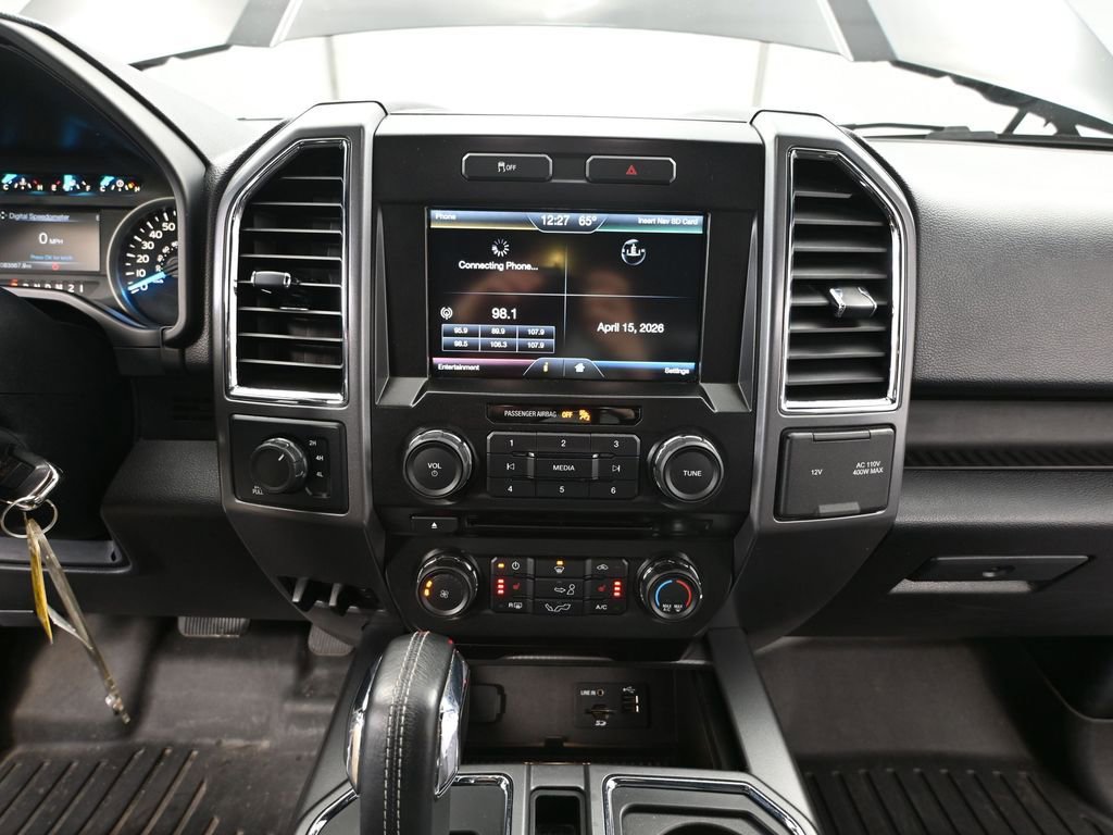 Used 2015 Ford F150 XLT w/ Equipment Group 302A Luxury image 35