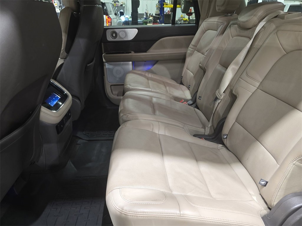 Used 2022 Lincoln Navigator L Reserve image 15