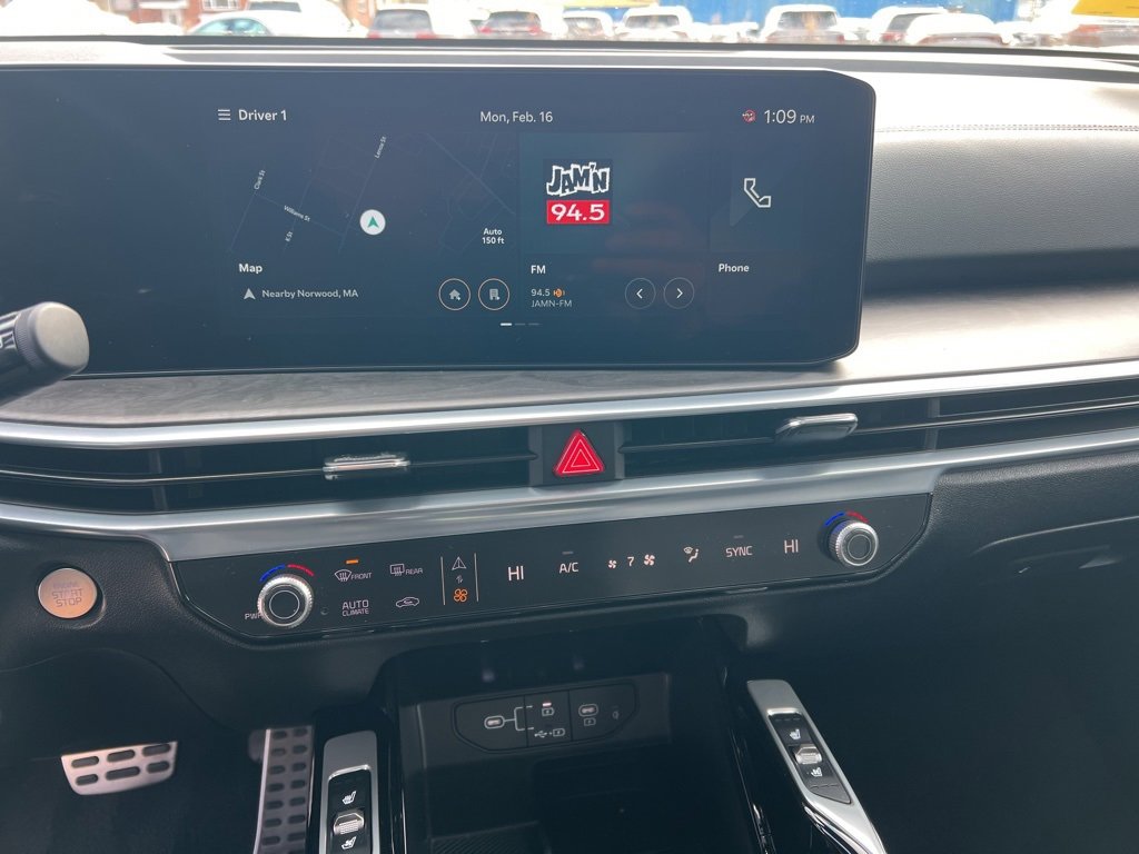 Certified 2025 Kia Sorento SX Prestige image 19