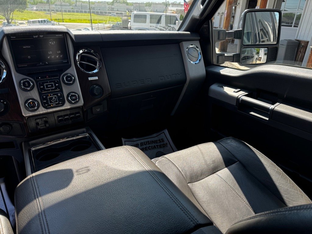 Used 2016 Ford F250 Lariat w/ Chrome Package image 26