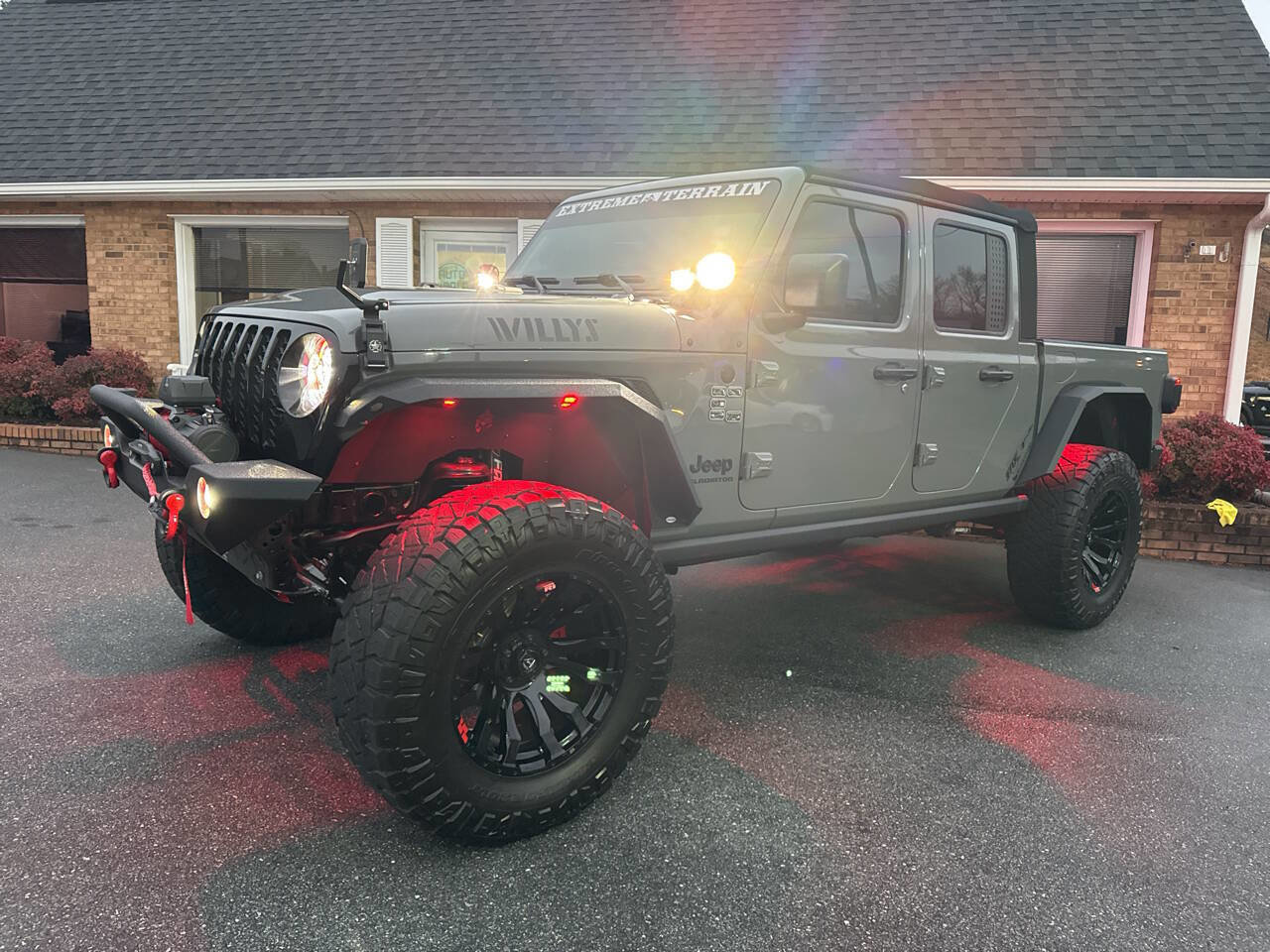 Used 2021 Jeep Gladiator Sport image 74