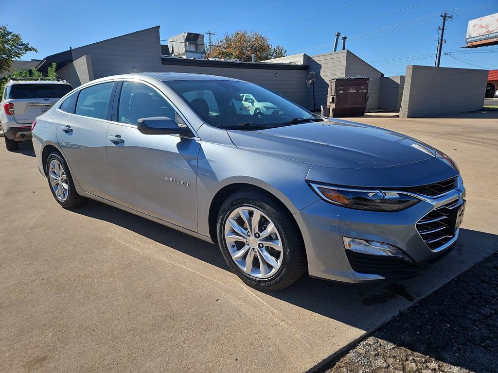 Used 2024 Chevrolet Malibu LT image 1