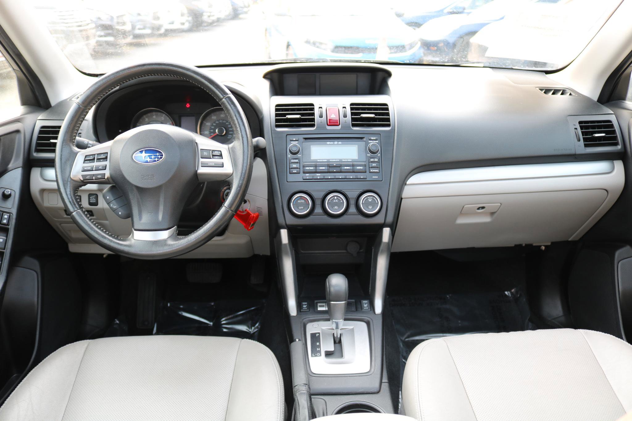 Used 2014 Subaru Forester 2.5i Limited AWD/4WD image 30