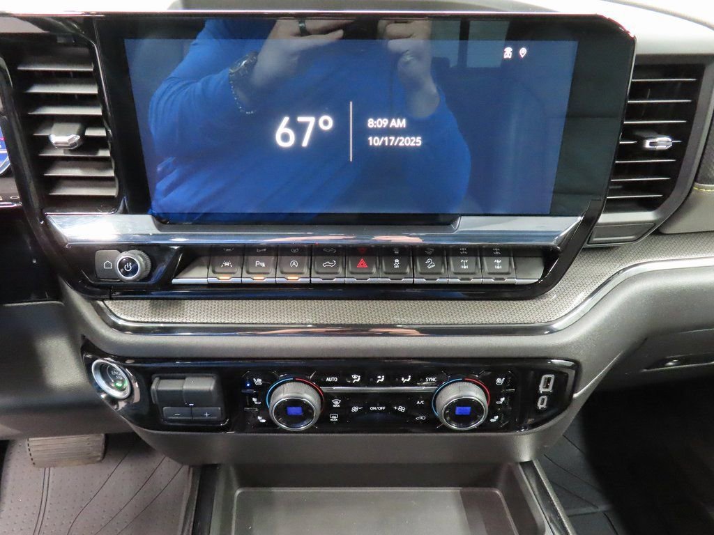 Used 2023 Chevrolet Silverado 1500 ZR2 w/ Technology Package image 13