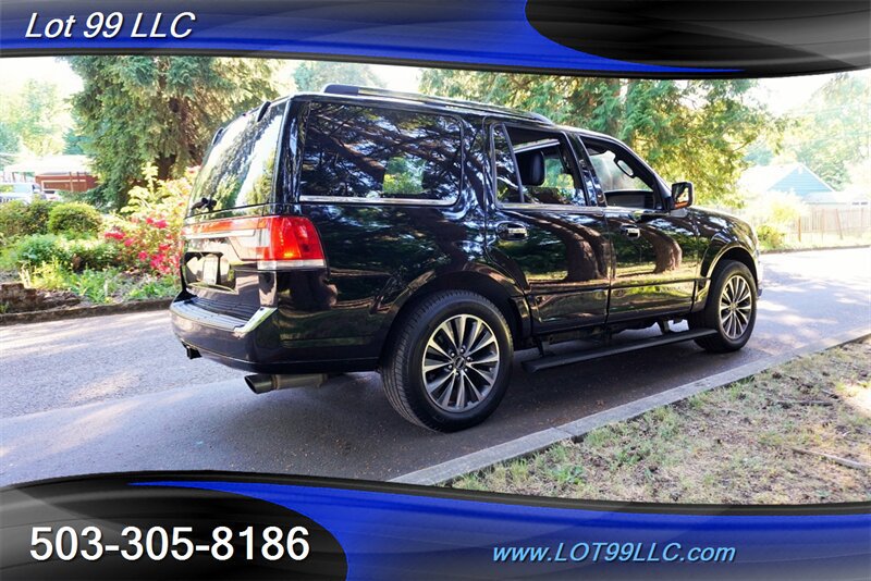 Used 2017 Lincoln Navigator Select AWD/4WD image 9