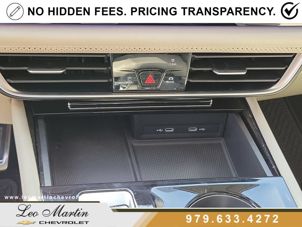 Used 2024 Volkswagen Atlas SEL Premium R-Line AWD/4WD image 28