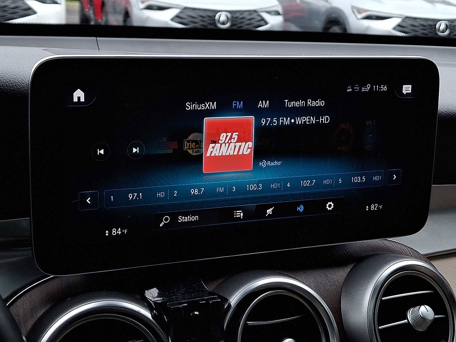 Used 2022 Mercedes-Benz GLC 300 4MATIC image 17