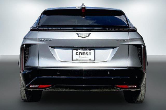 Used 2024 Cadillac Lyriq Luxury AWD/4WD image 3
