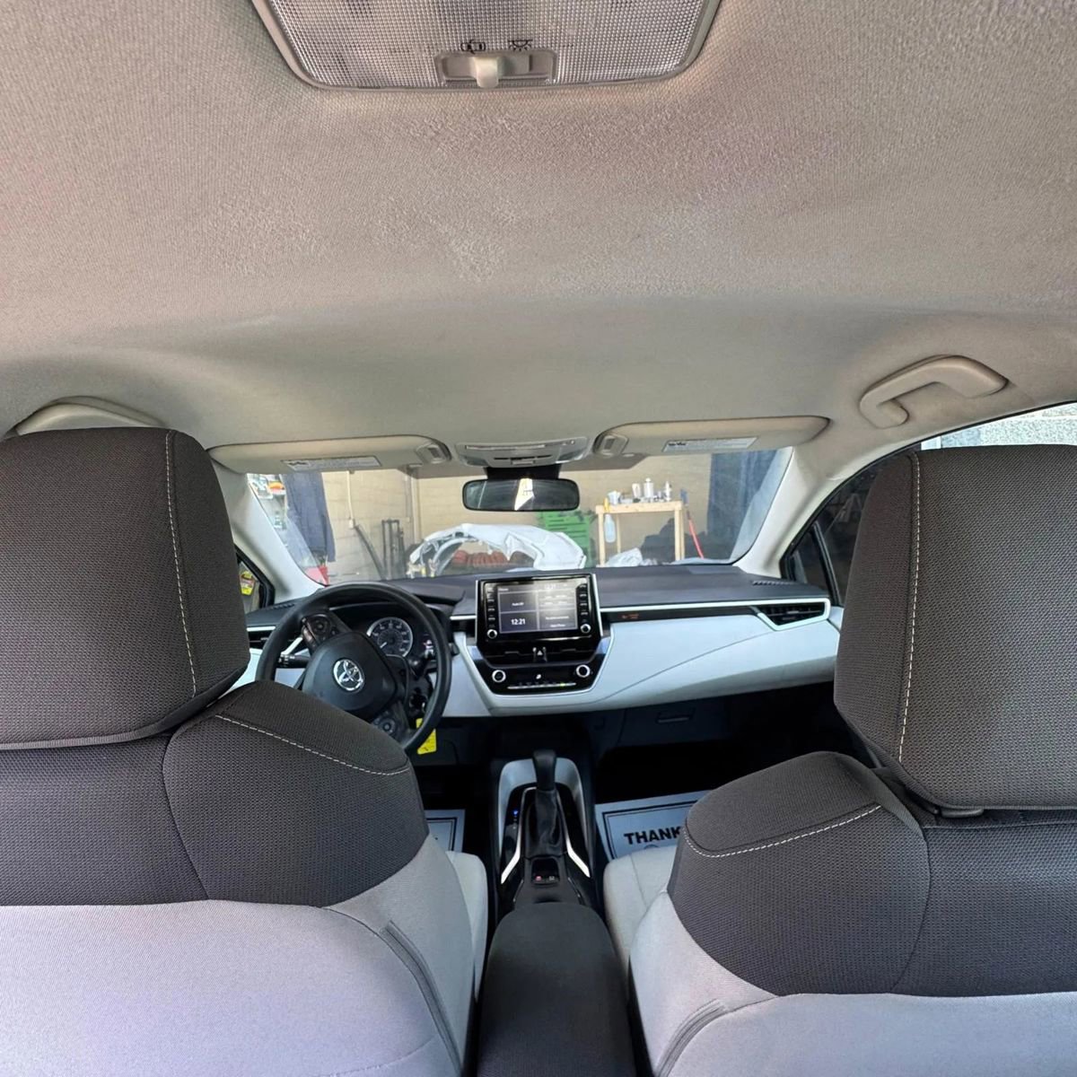 Used 2020 Toyota Corolla LE FWD image 17