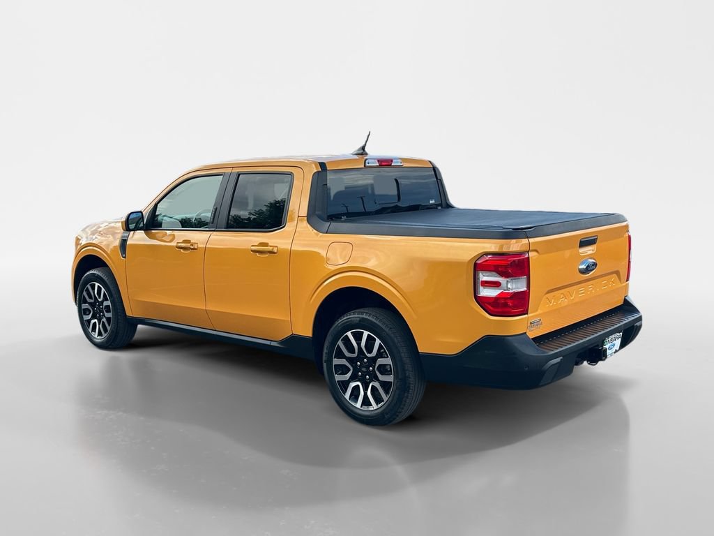 Used 2022 Ford Maverick Lariat w/ Lariat Luxury Package FWD image 3