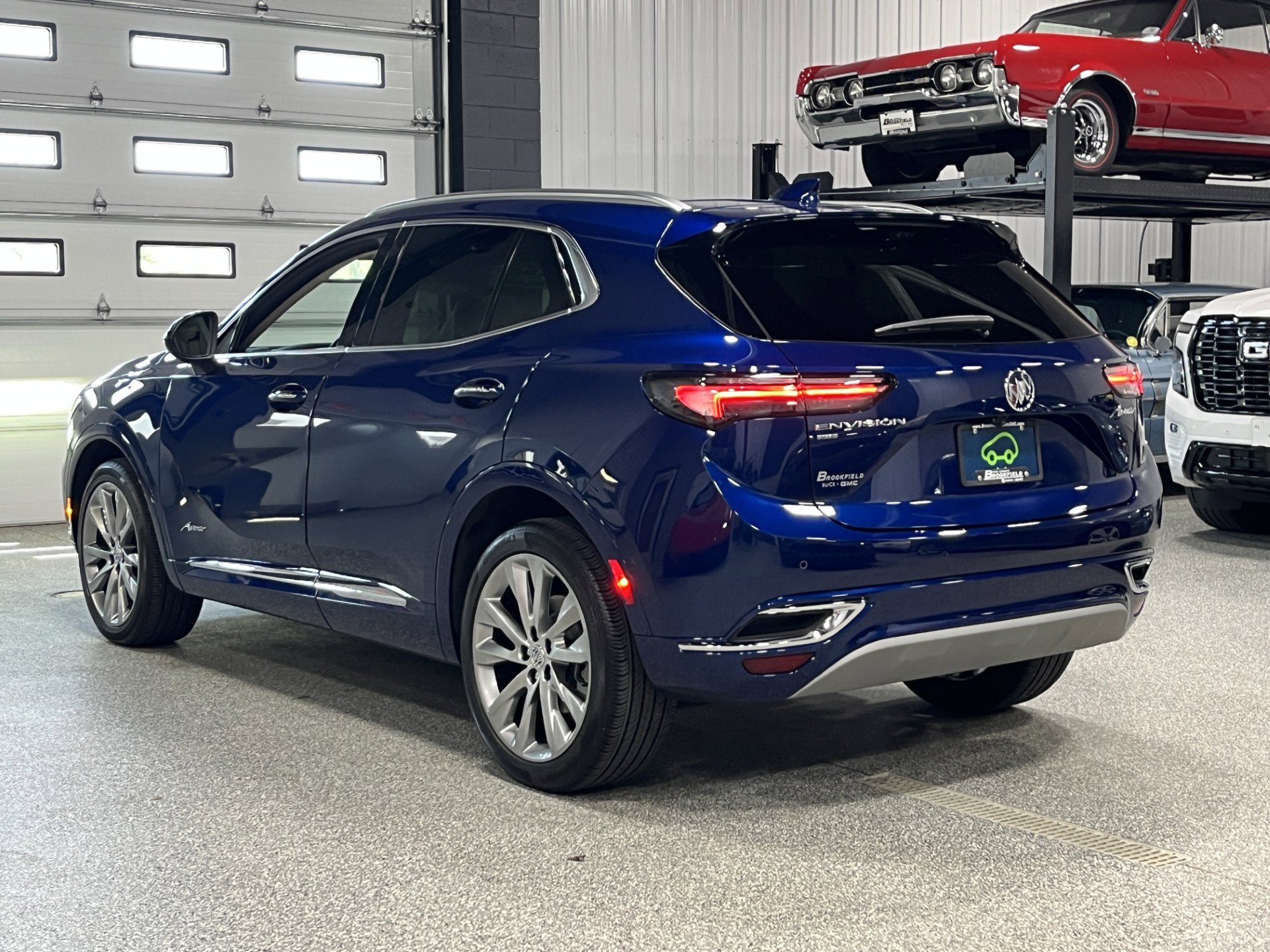 Certified 2023 Buick Envision Avenir AWD/4WD image 3
