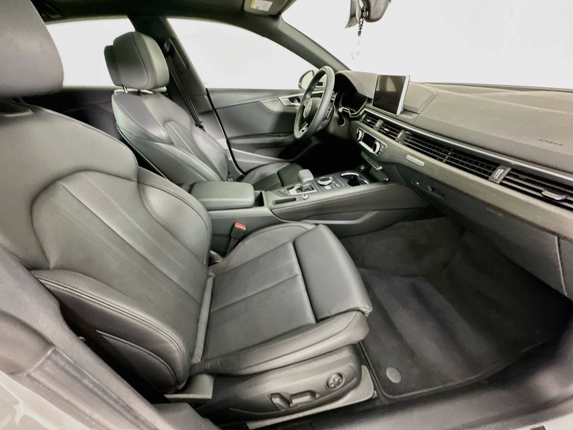 Used 2019 Audi A5 2.0T Premium Plus w/ Premium Plus AWD/4WD image 30