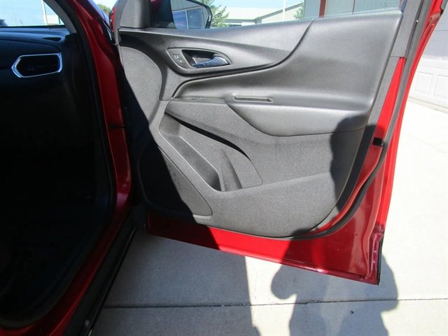 Used 2022 Chevrolet Equinox LT image 30