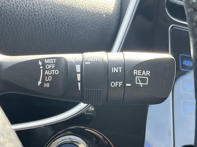 Used 2017 Toyota Prius Four image 40
