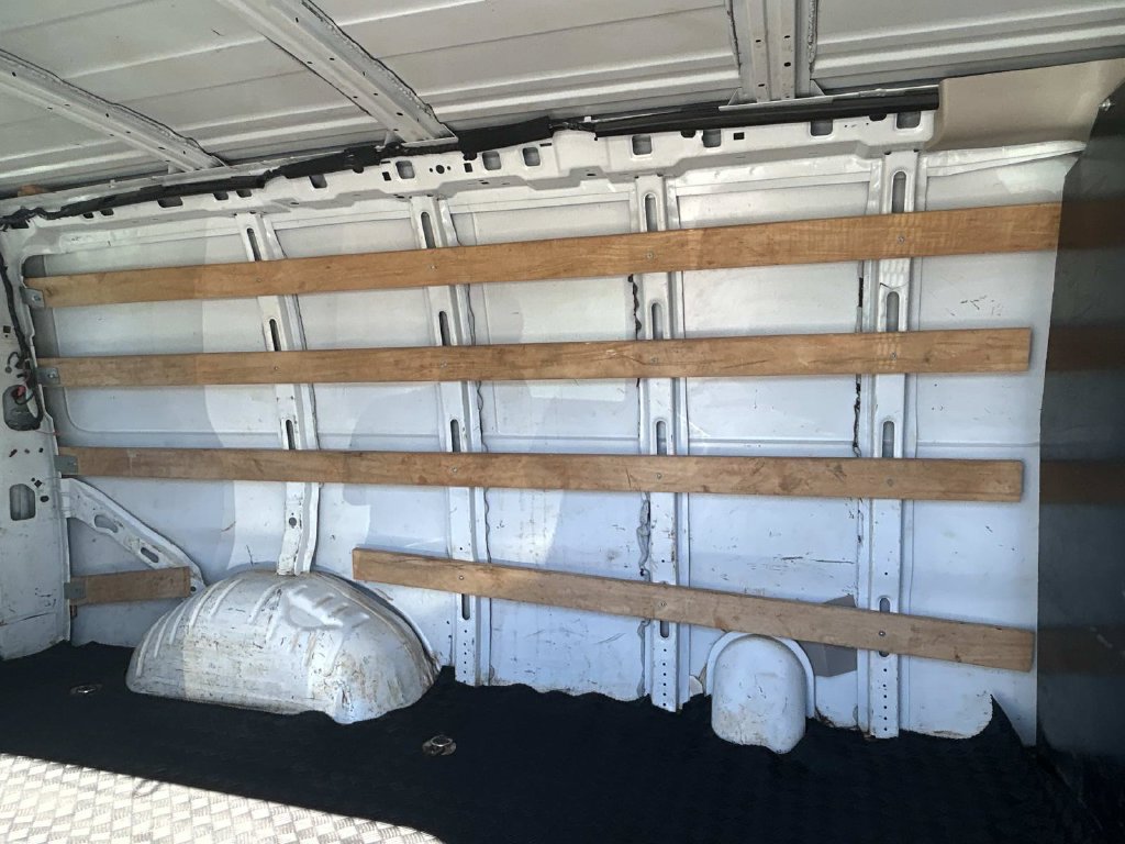Used 2021 Chevrolet Express 2500 w/ Driver Convenience Package RWD image 15