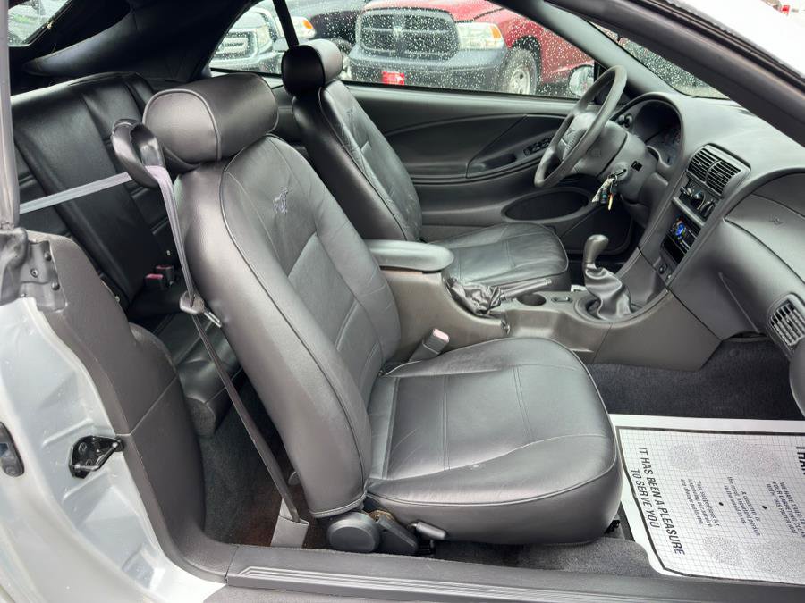 Used 2003 Ford Mustang Premium RWD image 12