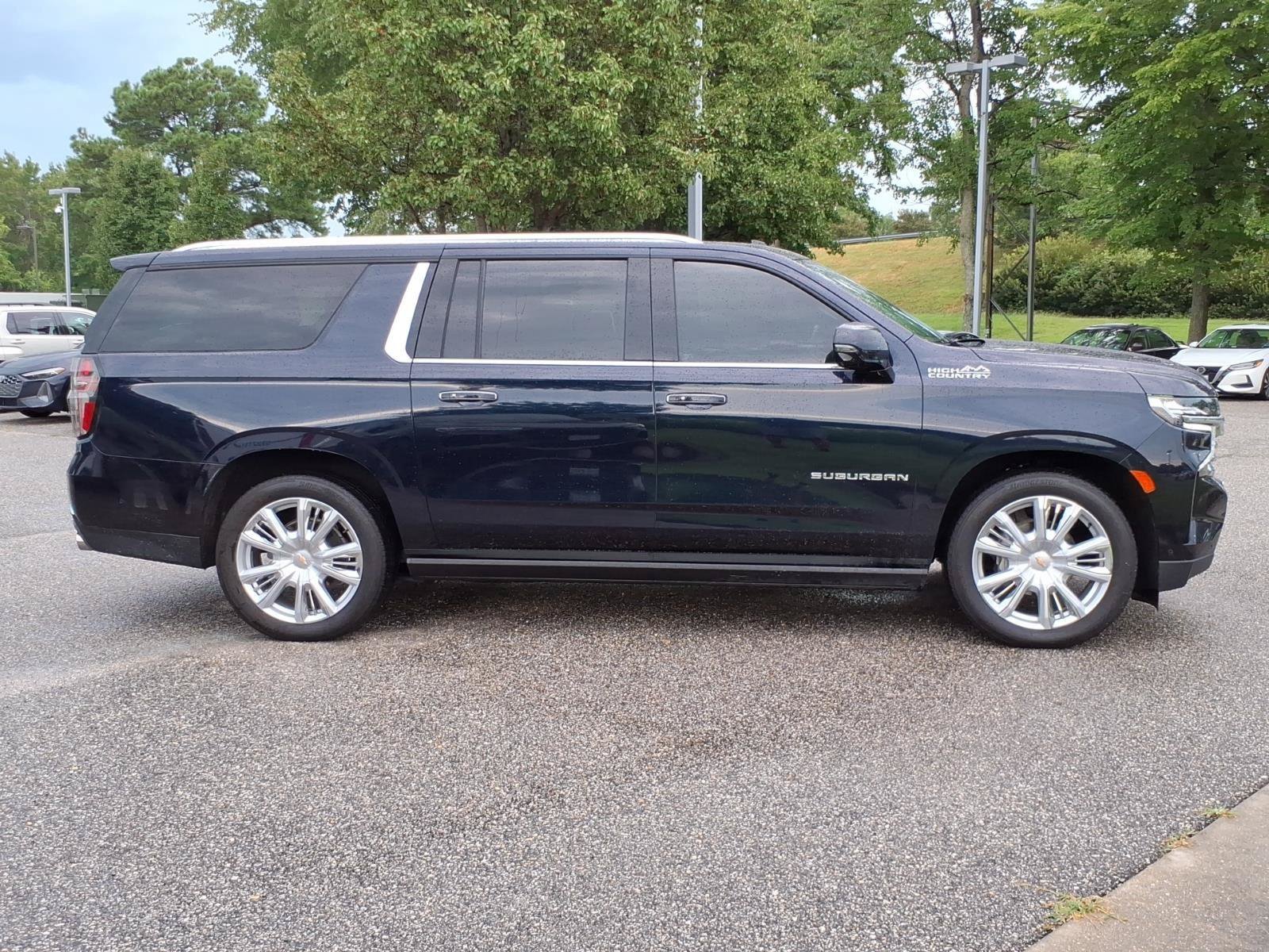 Used 2024 Chevrolet Suburban High Country w/ Advanced Technology Package AWD/4WD image 7