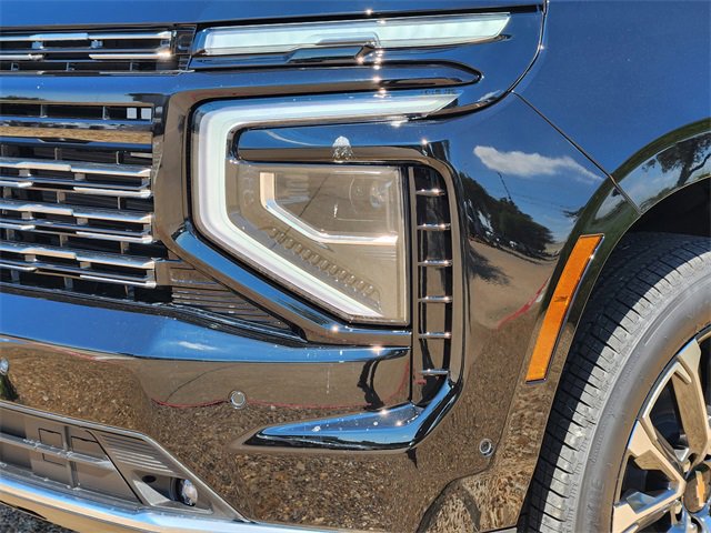 New 2026 Chevrolet Suburban High Country image 6