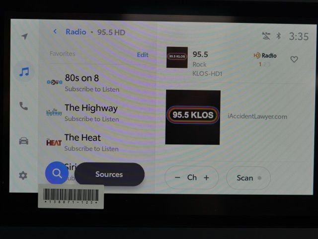 Certified 2024 Toyota Tacoma SR image 24