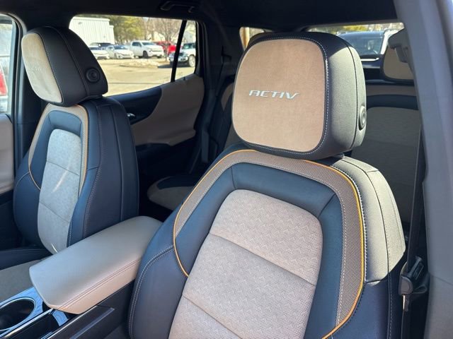 Used 2025 Chevrolet Equinox ACTIV w/ Safety and Technology Package image 21