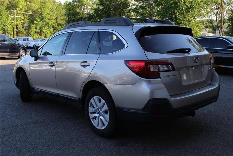 Used 2019 Subaru Outback 2.5i Premium AWD/4WD image 3