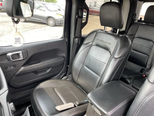 Used 2020 Jeep Gladiator Overland w/ Trailer Tow Package AWD/4WD image 23