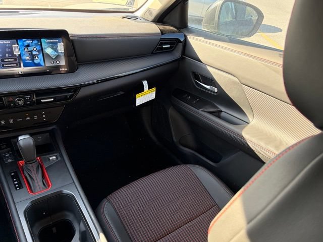 New 2026 Nissan Kicks SR FWD image 33