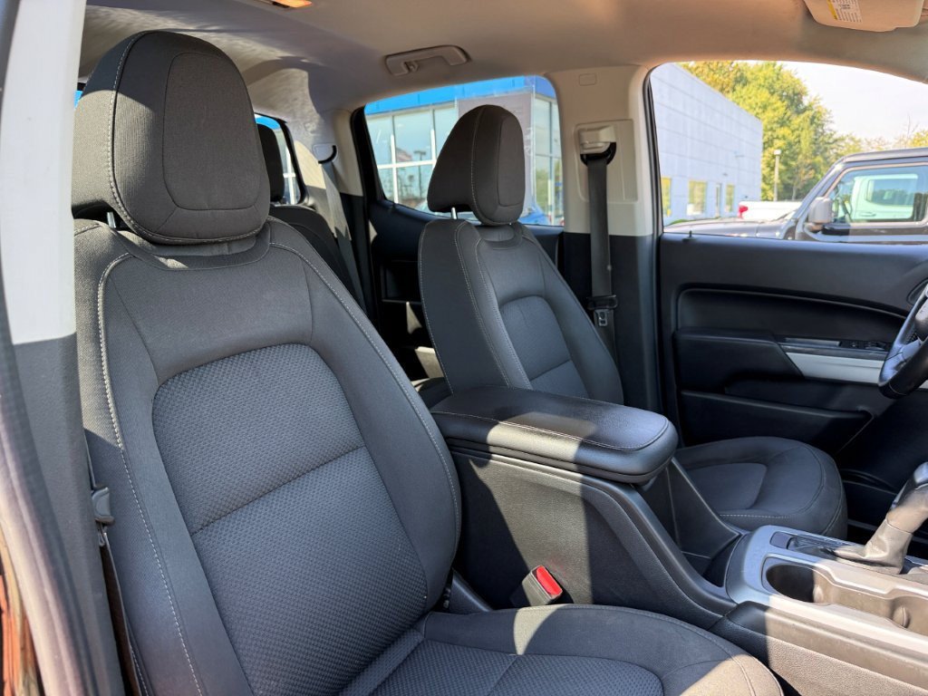Used 2018 Chevrolet Colorado LT w/ LT Convenience Package AWD/4WD image 23