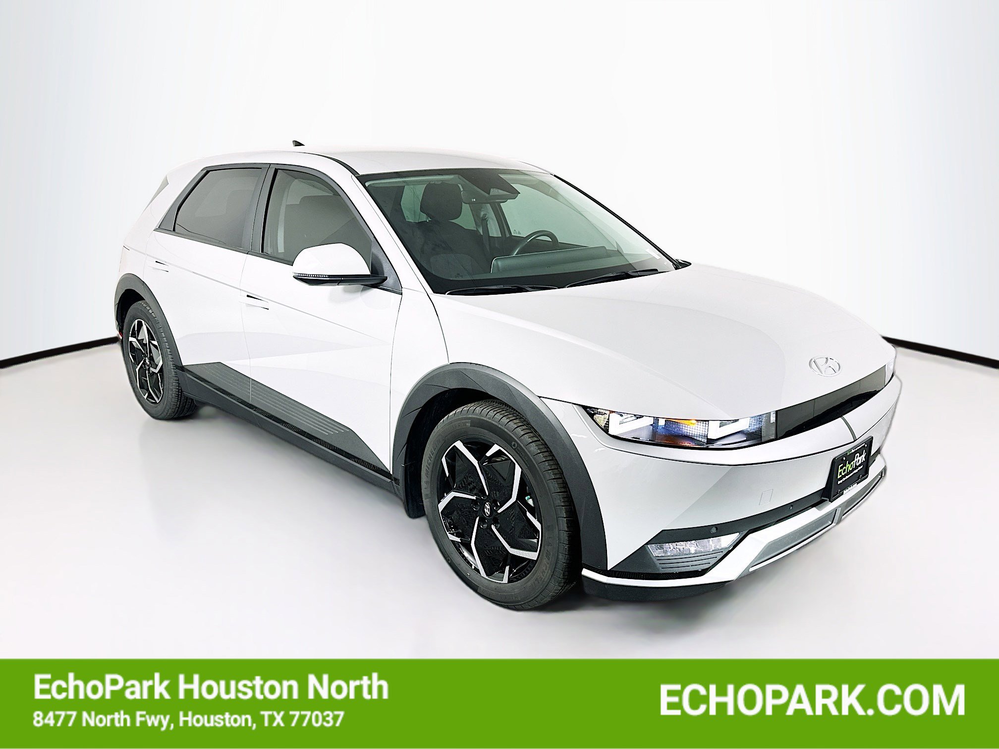 Used 2024 Hyundai Ioniq 5 SEL image 1