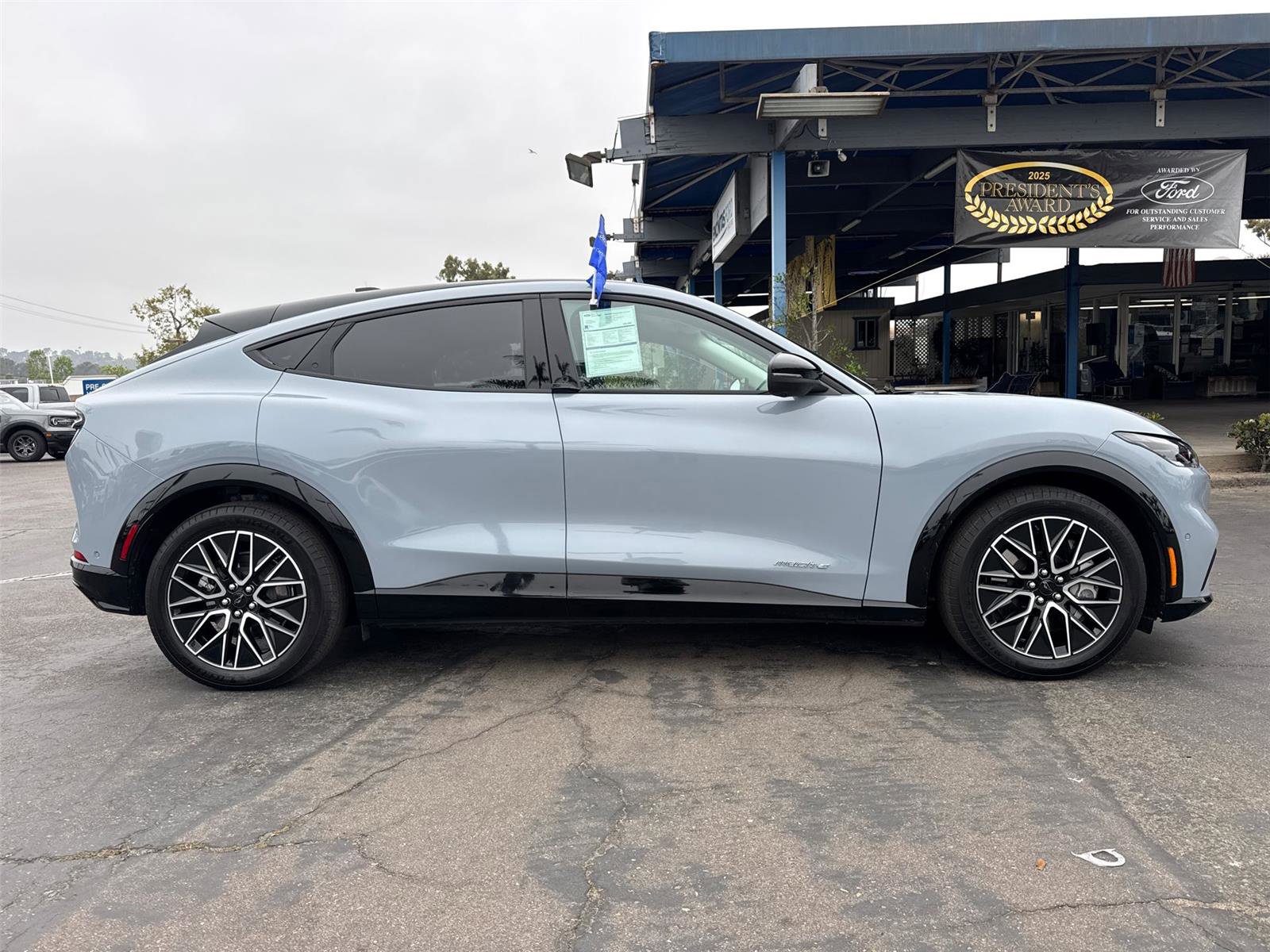 Certified 2024 Ford Mustang Mach-E Premium RWD image 7