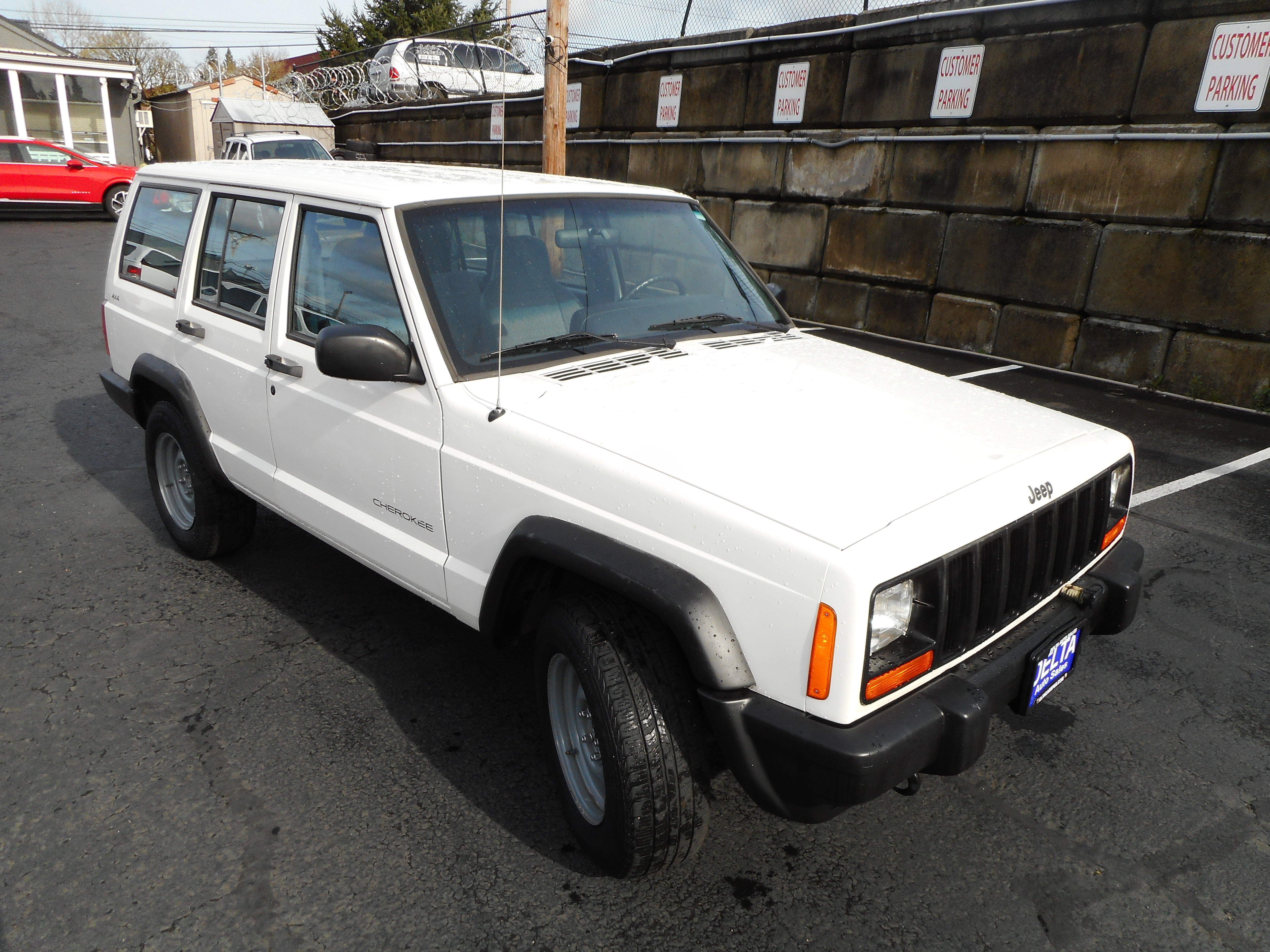 Used 1998 Jeep Cherokee SE image 5
