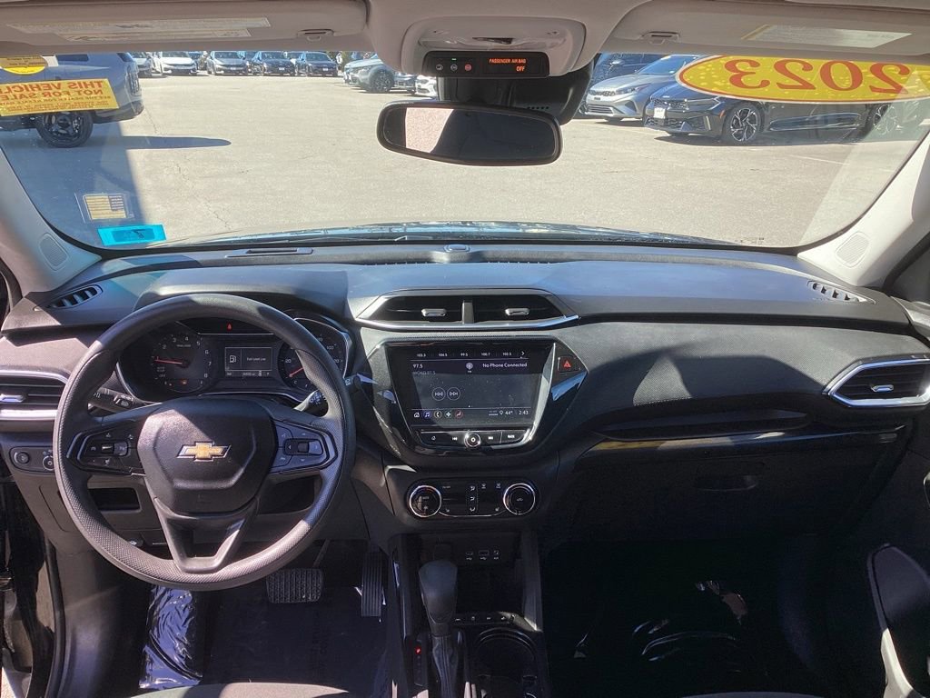 Used 2023 Chevrolet TrailBlazer LT w/ Convenience Package FWD image 15