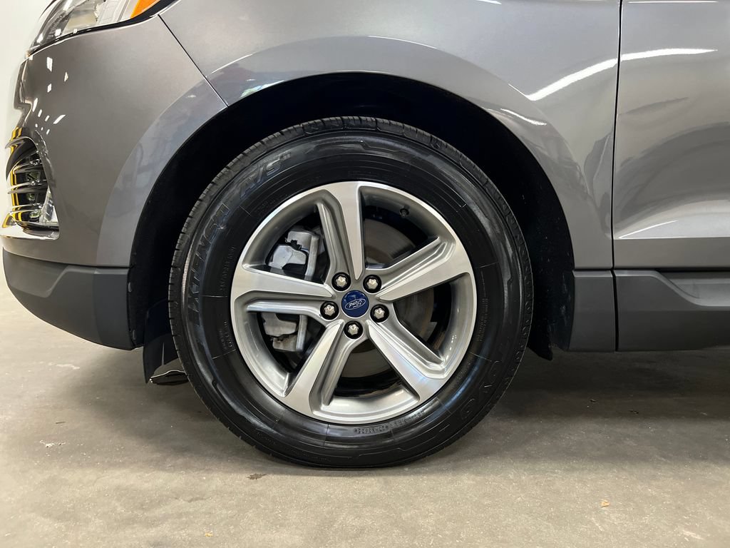 Used 2022 Ford Edge SEL w/ Convenience Package AWD/4WD image 30