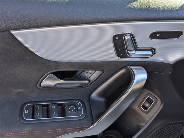 Used 2022 Mercedes-Benz A 220 image 11