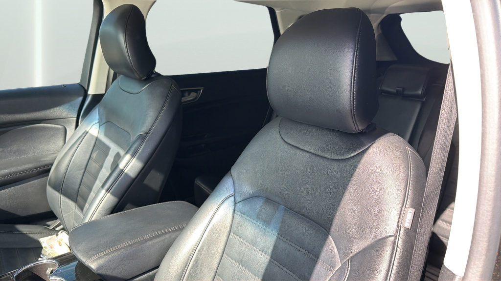 Used 2015 Ford Edge SEL w/ Equipment Group 201A AWD/4WD image 11