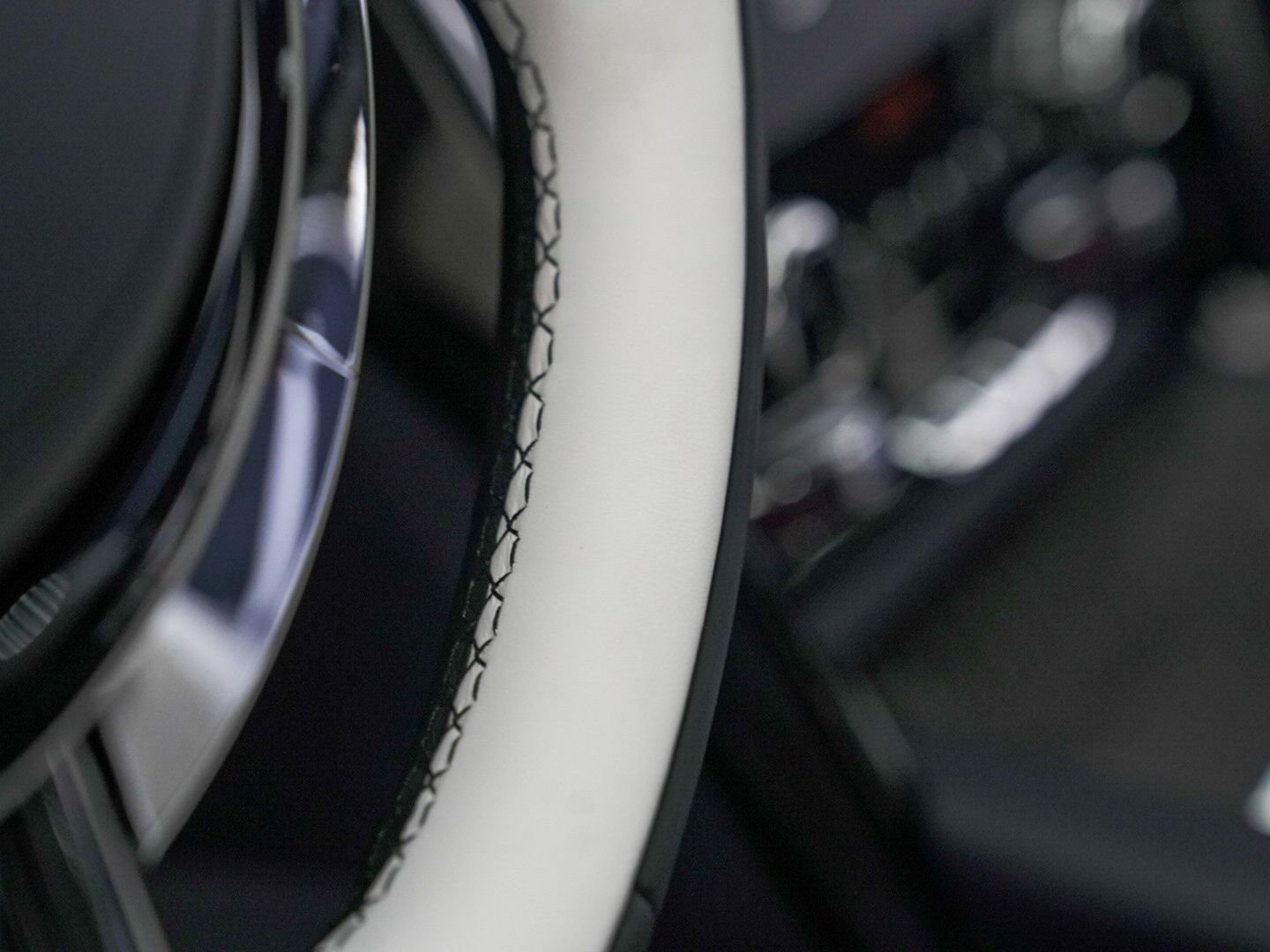 New 2026 Rolls-Royce Cullinan Black Badge image 27