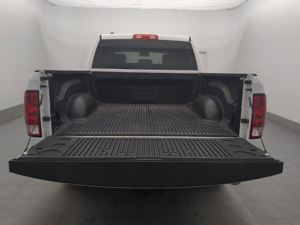 Used 2022 RAM 1500 Classic SLT RWD image 29