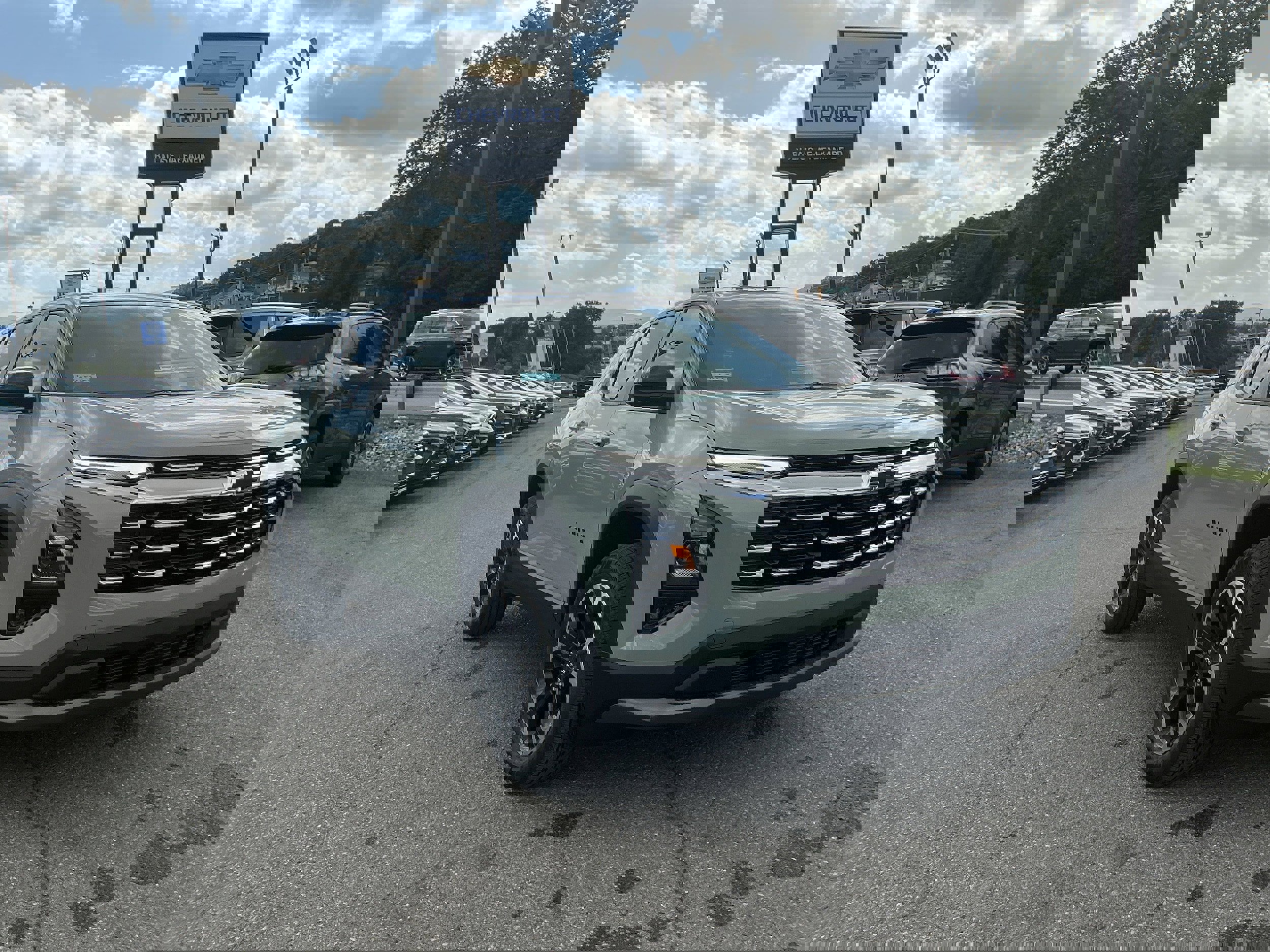 New 2026 Chevrolet Equinox LT w/ Convenience Package II image 1