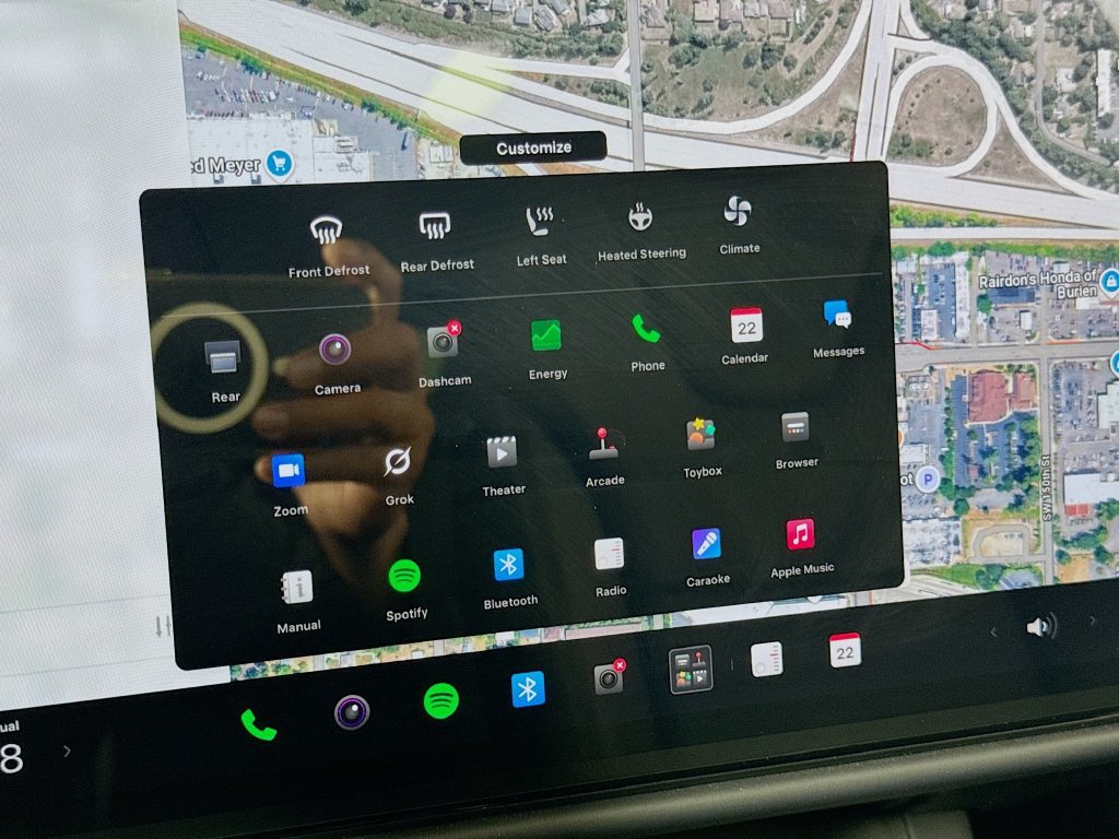 Used 2023 Tesla Model X AWD/4WD image 21