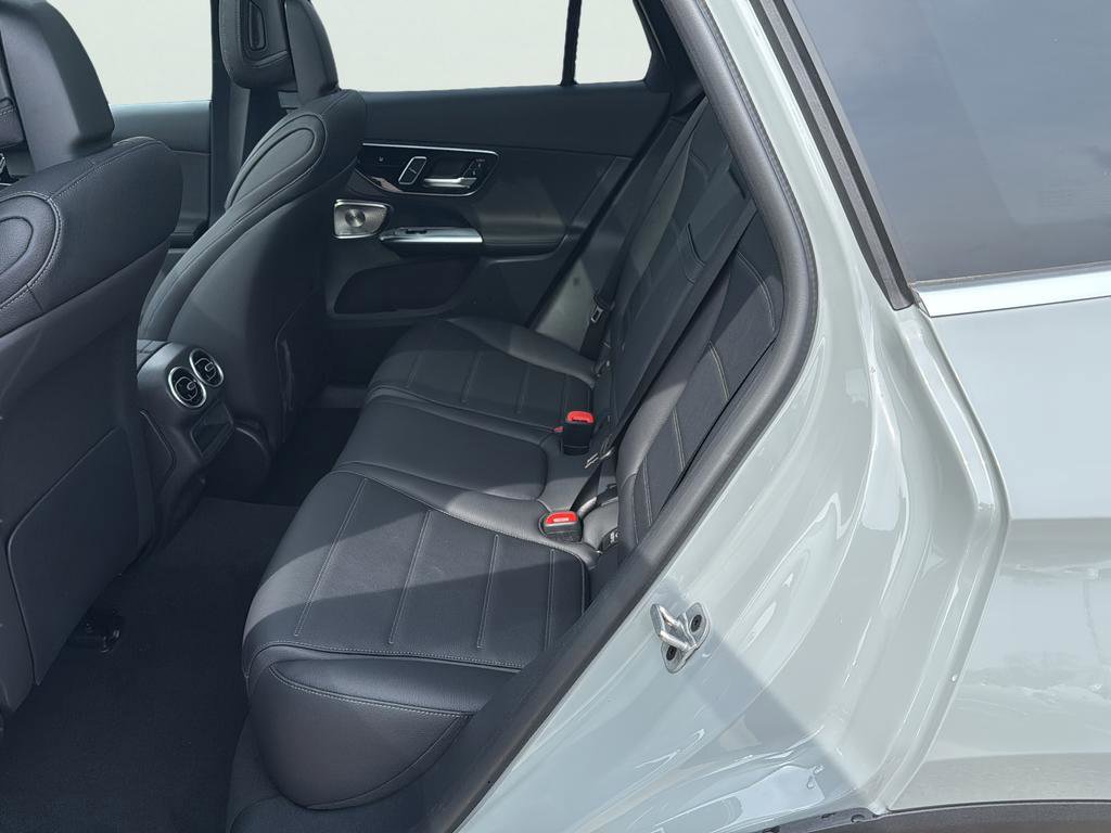 New 2026 Mercedes-Benz GLC 300 4MATIC image 20