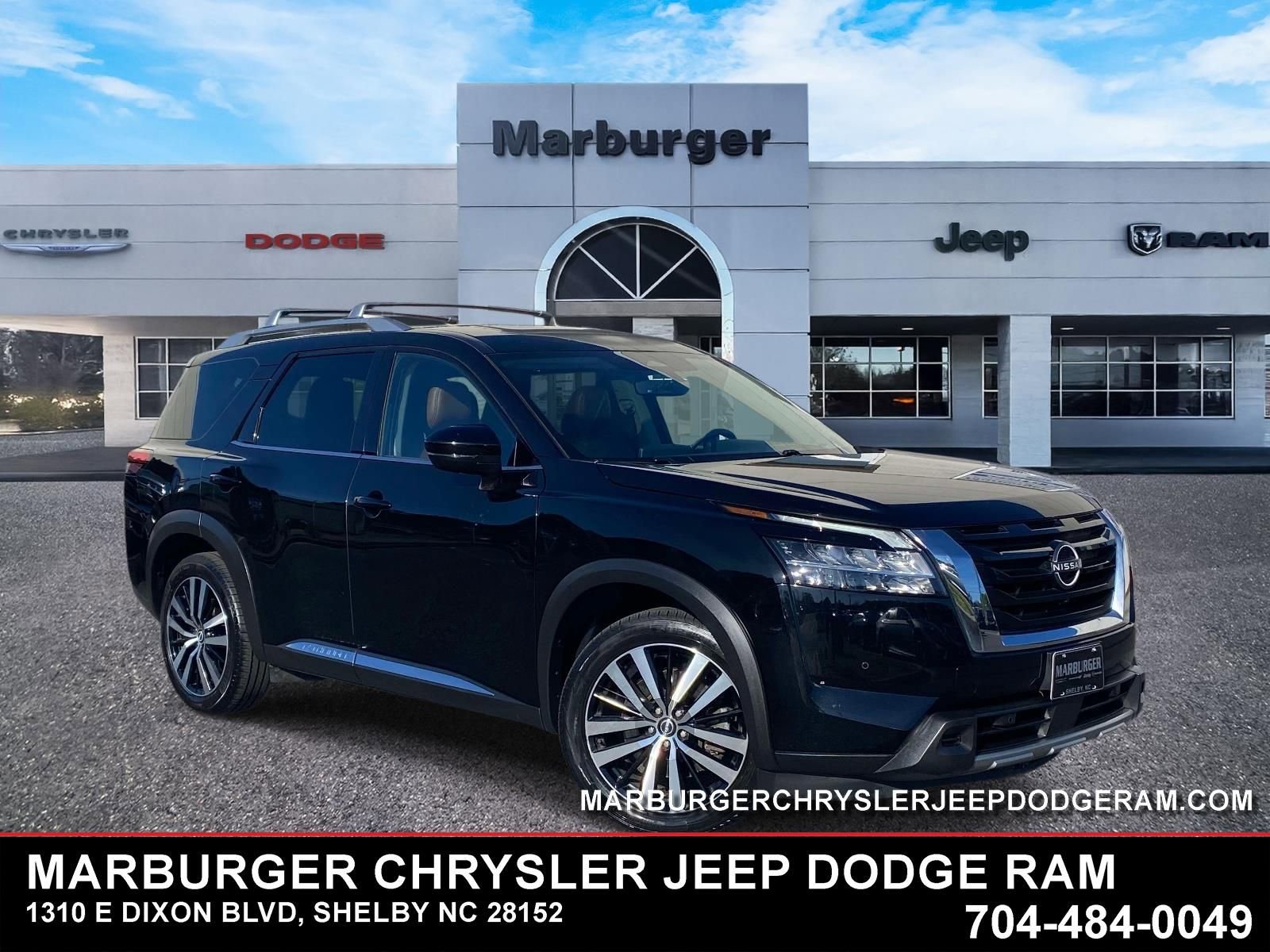 Used 2023 Nissan Pathfinder Platinum w/ Cargo Package