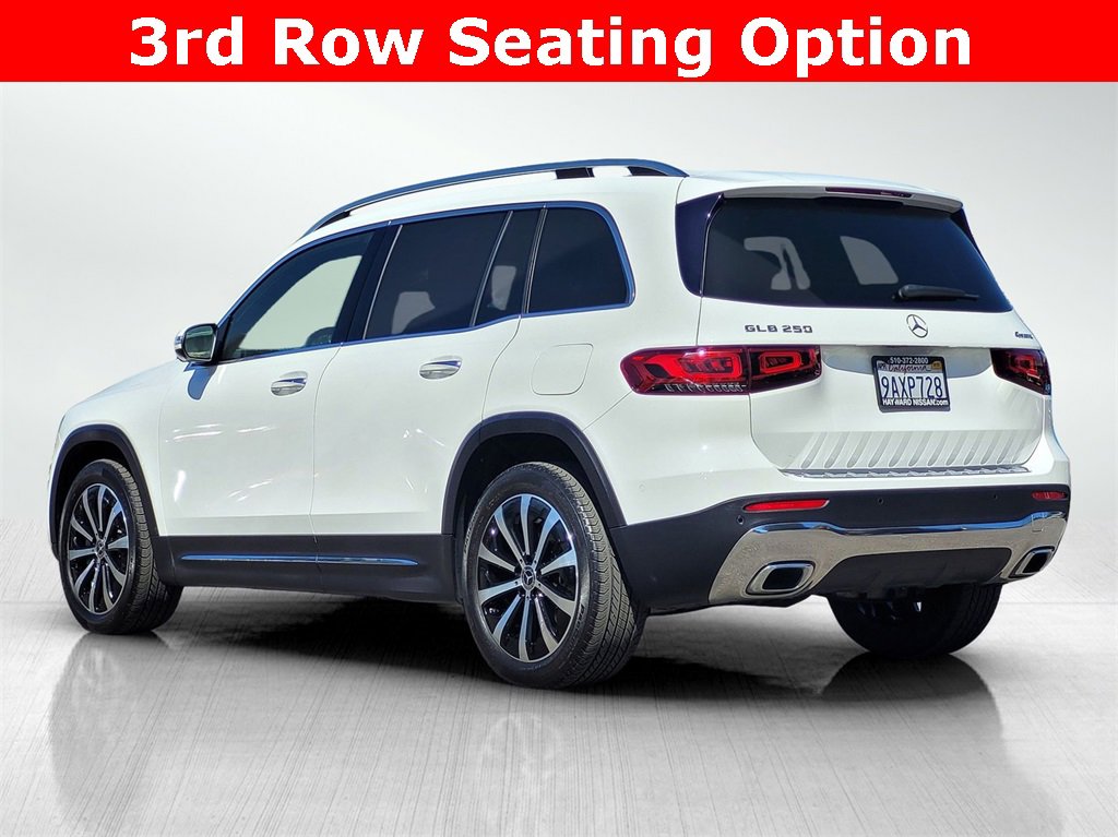 Used 2021 Mercedes-Benz GLB 250 4MATIC w/ Premium Package image 6