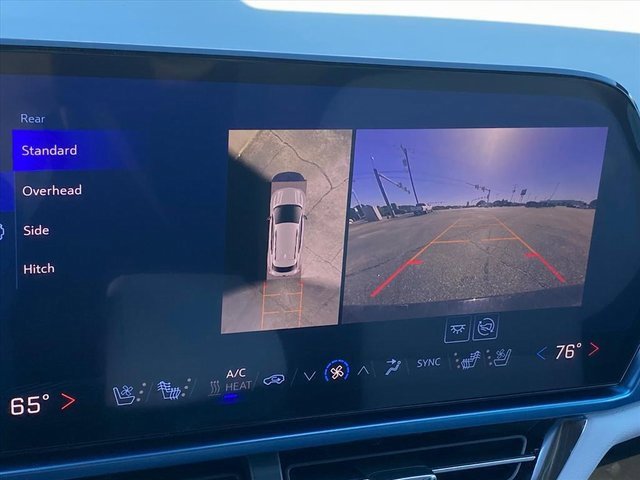 New 2025 Chevrolet Equinox EV LT w/ Convenience Package II image 15