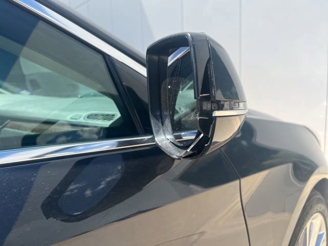 Used 2014 Cadillac XTS Luxury image 32