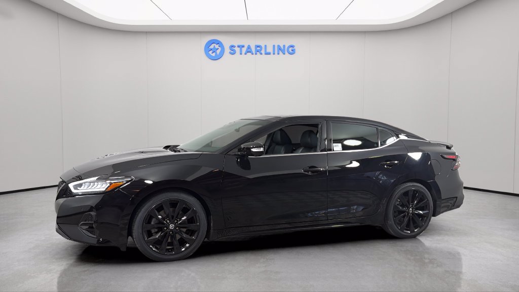 Used 2022 Nissan Maxima SR w/ Sport Mat Group FWD image 3