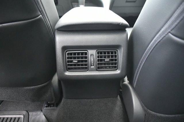 Used 2022 Toyota Camry XSE w/ Navigation Package FWD image 12